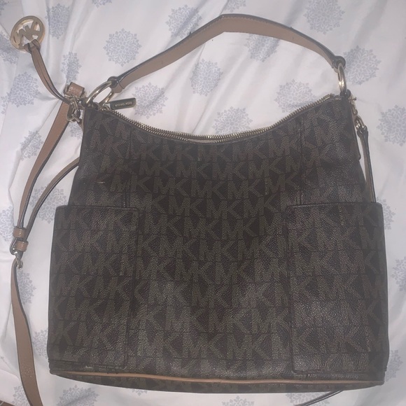 Purse - Picture 2 of 3